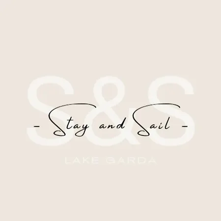 Stay & Sail - Apartment Torri Del Benaco Buitenkant foto